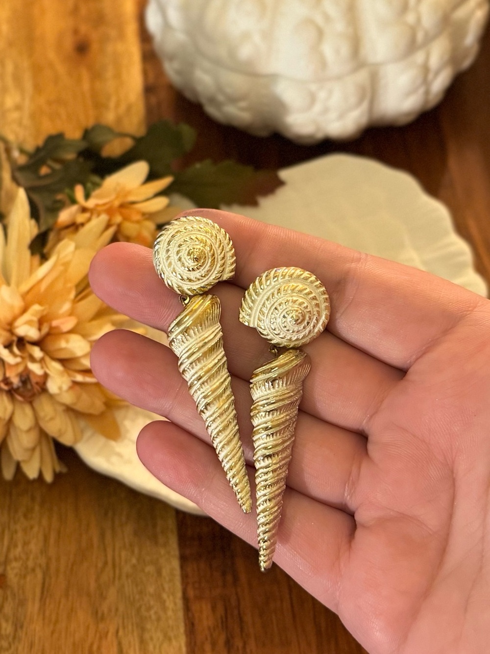 Gold Spiral Shell Drop Vintage Earrings - Picture 16 of 16